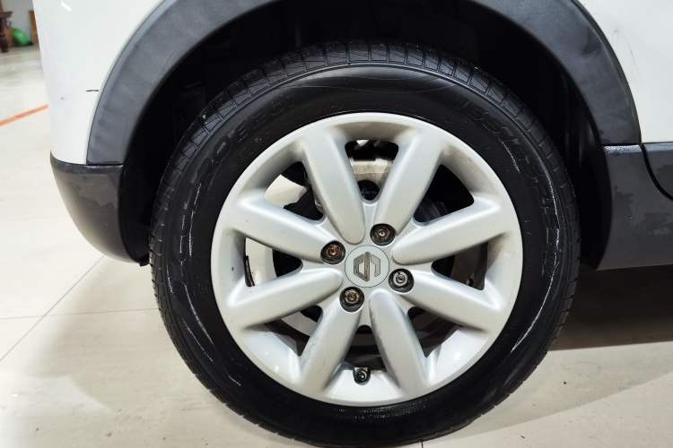 Used Leapmotor T03 2022 Crystal Edition Right Rear Wheel Hub