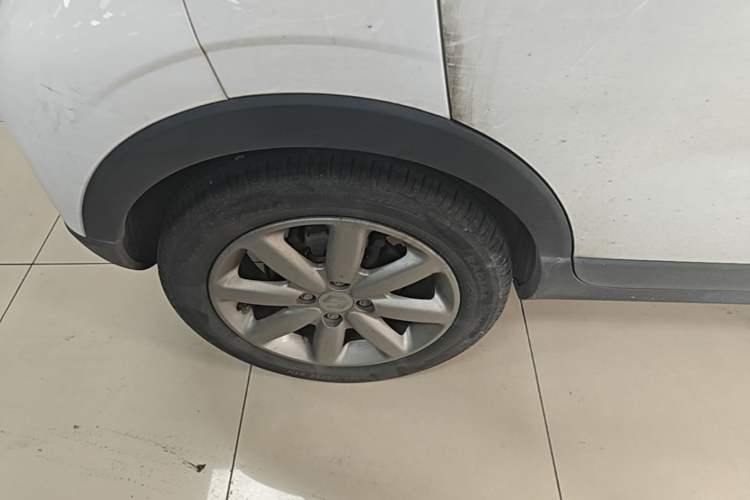 Used Leapmotor T03 2022 Glazed Edition Right Rear Wheel Hub