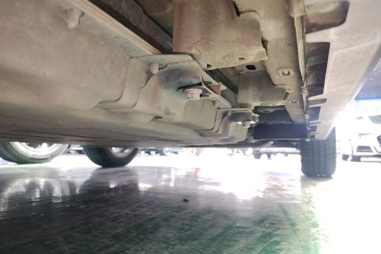 Used Leapmotor T03 2022 Crystal Edition Right Side Sill