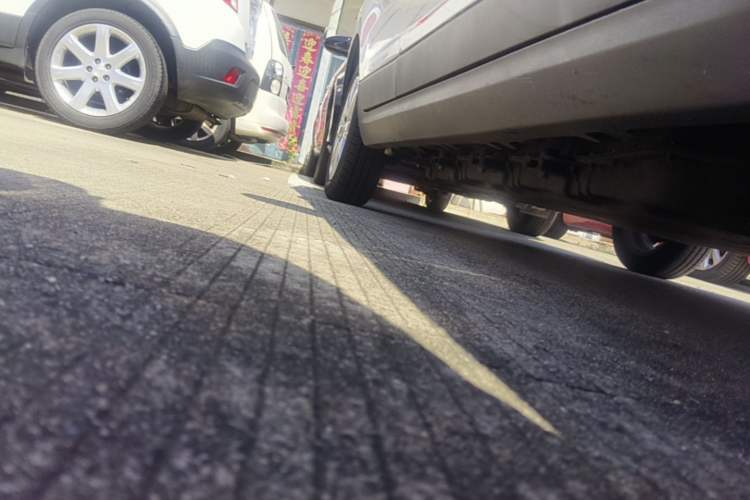 Used Leapmotor T03 2022 Hometown Jade Edition Right Side Sill