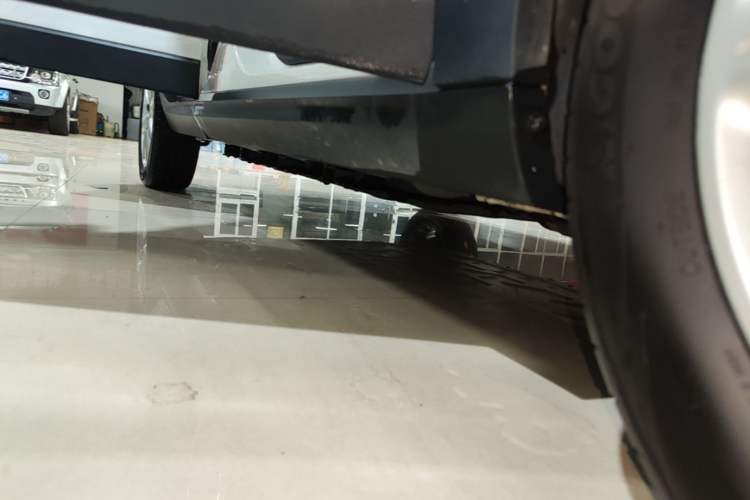 Used Leapmotor T03 2022 Crystal Edition Right Side Sill