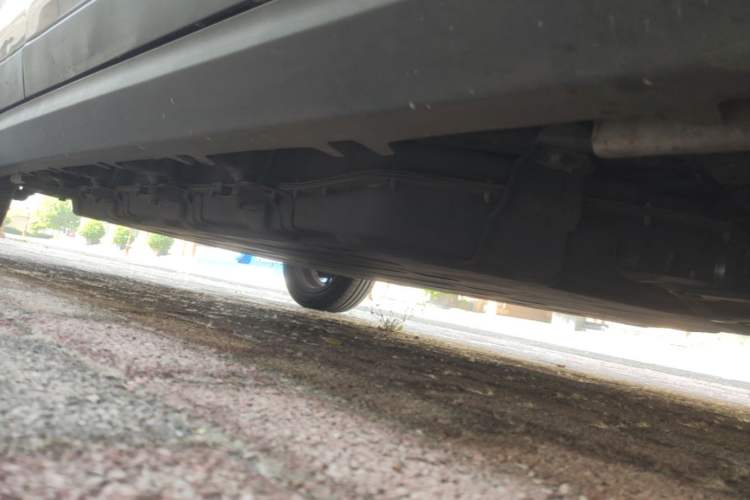 Used Leapmotor T03 2022 Star Diamond Edition Right Side Sill