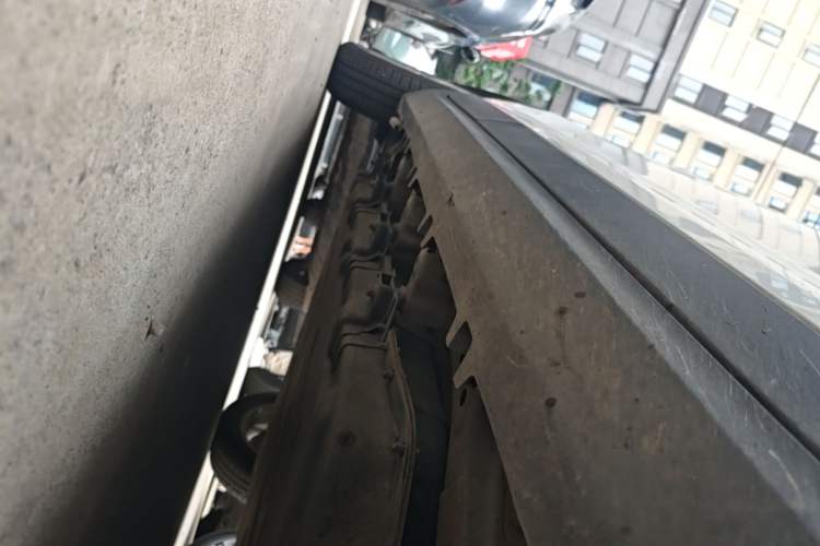 Used Leapmotor T03 2022 Hometown Jade Edition Right Side Sill