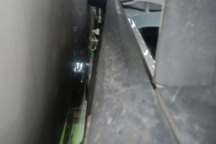 Used Leapmotor T03 2022 Hometown Jade Edition Right Side Sill