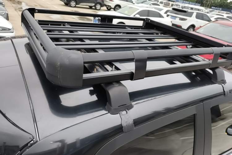 Used Leapmotor T03 2022 Glazed Edition Roof