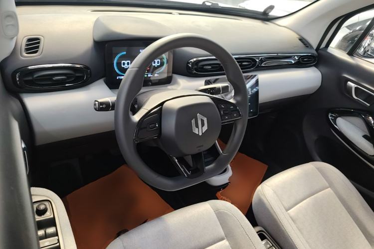 Used Leapmotor T03 2022 Crystal Edition Steering Wheel