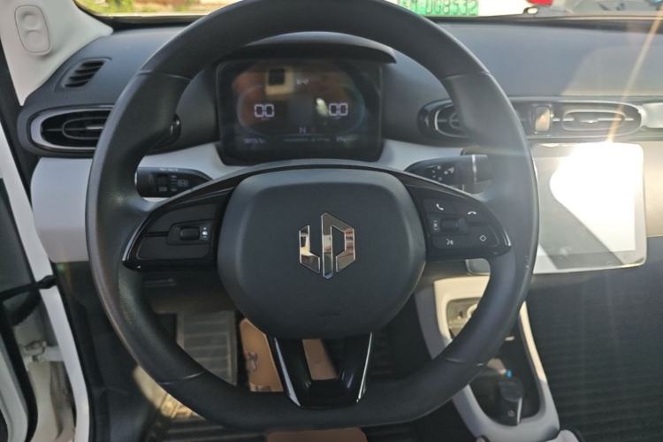 Used Leapmotor T03 2022 Crystal Edition Steering Wheel
