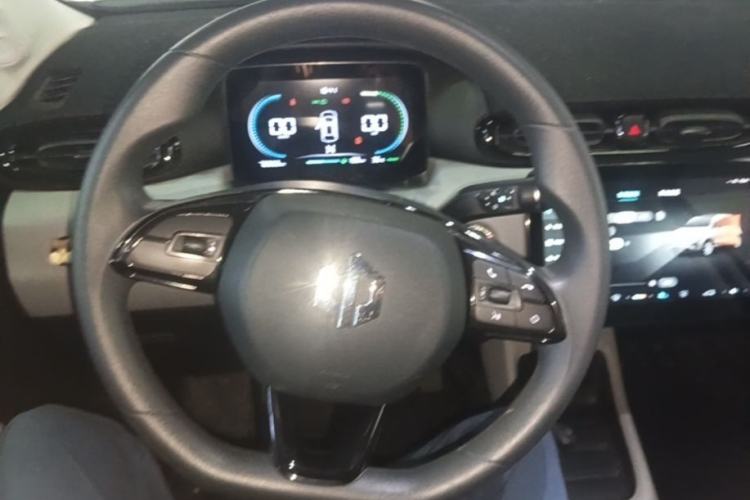 Used Leapmotor T03 2022 Crystal Edition Steering Wheel