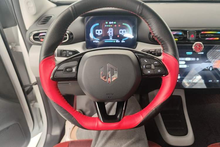 Used Leapmotor T03 2022 Crystal Edition Steering Wheel