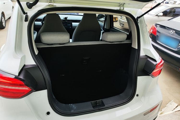Used Leapmotor T03 2022 Crystal Edition Trunk