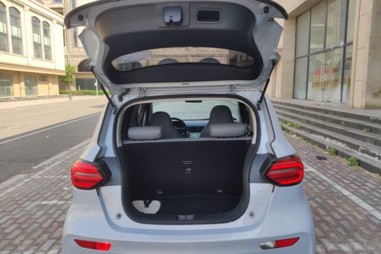 Used Leapmotor T03 2022 Star Diamond Edition Trunk