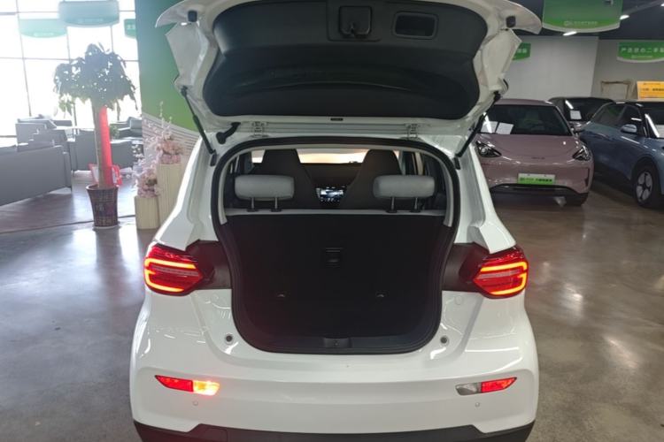 Used Leapmotor T03 2022 Agate Edition Trunk
