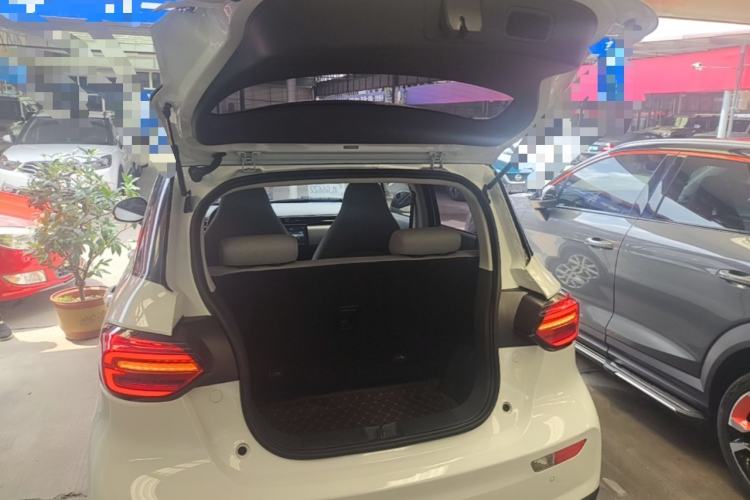 Used Leapmotor T03 2022 Star Diamond Edition Trunk