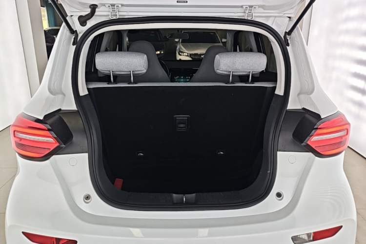 Used Leapmotor T03 2022 Agate Edition Trunk