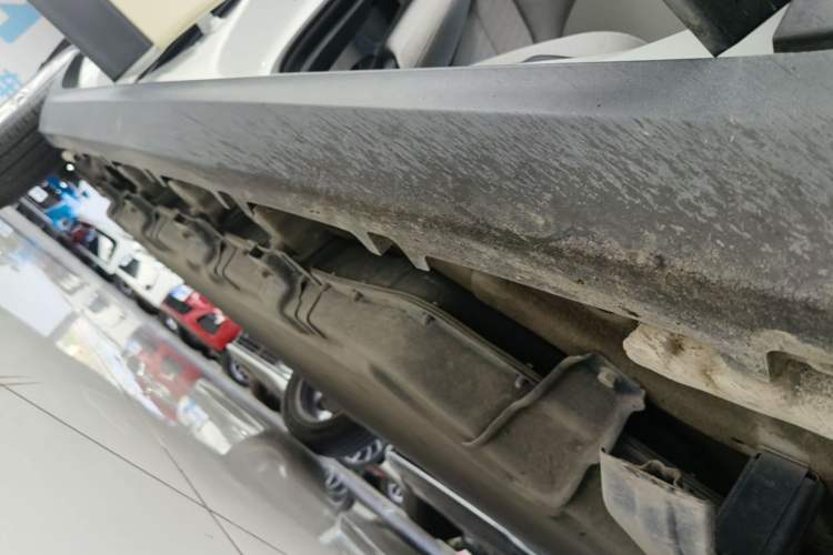 Used Leapmotor T03 2022 Hometown Jade Edition Right Side Sill
