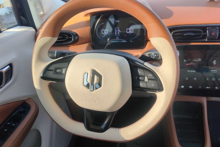 Used Leapmotor T03 2022 Hometown Jade Edition Steering Wheel