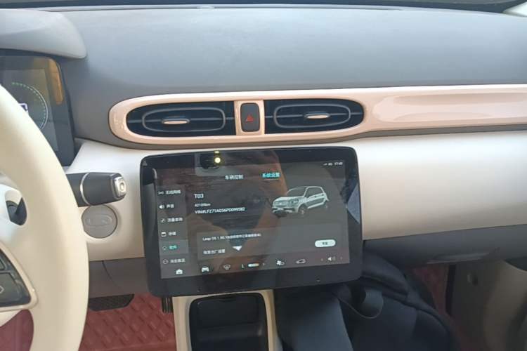 Used Leapmotor T03 2023 200 Lite Edition Audio And AC Panel