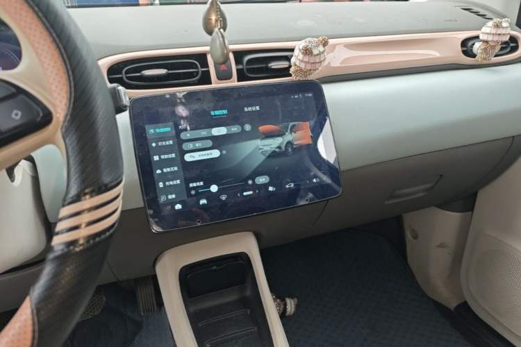 Used Leapmotor T03 2023 310 Lite Edition Audio And AC Panel
