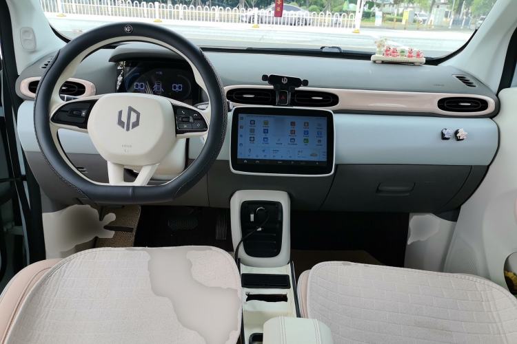 Used Leapmotor T03 2023 403 Lite Edition Center Console