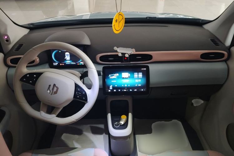 Used Leapmotor T03 2023 403 Smart Edition Center Console