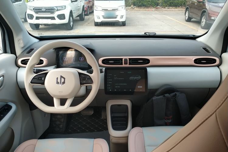 Used Leapmotor T03 2023 310 Lite Edition Center Console