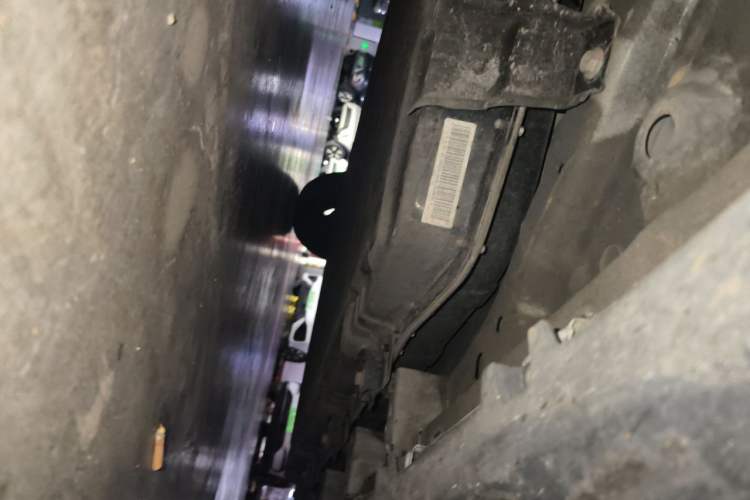 Used Leapmotor T03 2023 310 Lite Edition Chassis Front Left