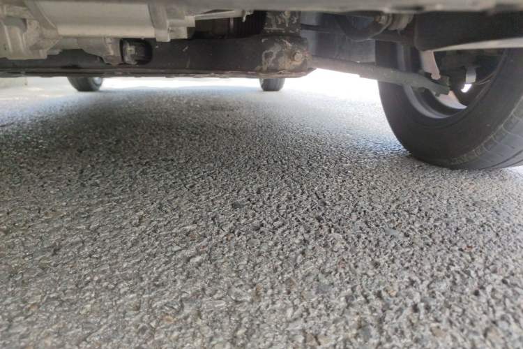 Used Leapmotor T03 2023 310 Lite Edition Chassis Front Left