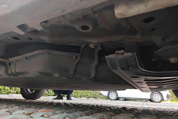 Used Leapmotor T03 2023 310 Lite Edition Chassis Front Right