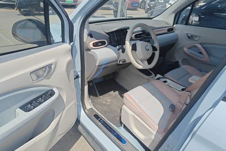 Used Leapmotor T03 2023 310 Lite Edition Driver Seat