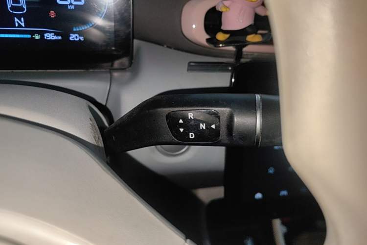 Used Leapmotor T03 2023 310 Lite Edition Gear Lever