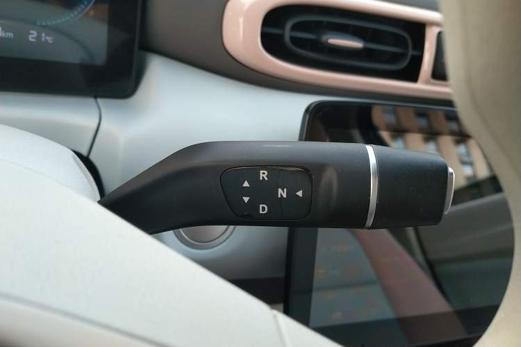 Used Leapmotor T03 2023 310 Lite Edition Gear Lever