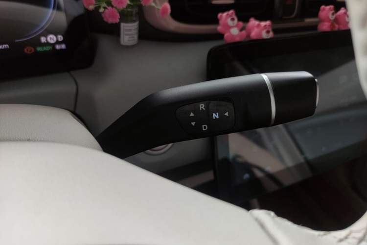 Used Leapmotor T03 2023 403 Smart Edition Gear Lever
