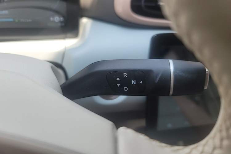 Used Leapmotor T03 2023 403 Smart Edition Gear Lever