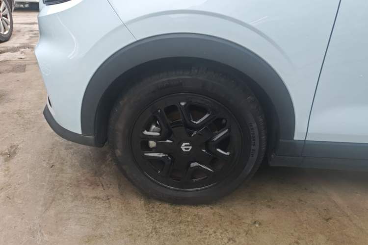 Used Leapmotor T03 2023 310 Lite Edition Left Front Wheel Hub