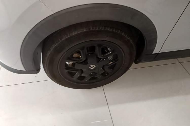 Used Leapmotor T03 2023 310 Lite Edition Left Front Wheel Hub