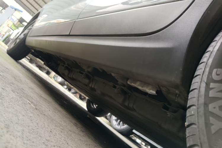 Used Leapmotor T03 2023 403 Lite Edition Left Side Sill
