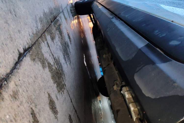 Used Leapmotor T03 2023 310 Lite Edition Left Side Sill