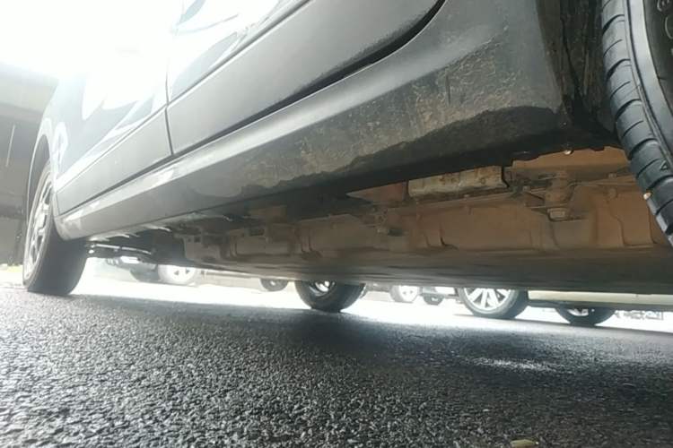 Used Leapmotor T03 2023 310 Lite Edition Left Side Sill