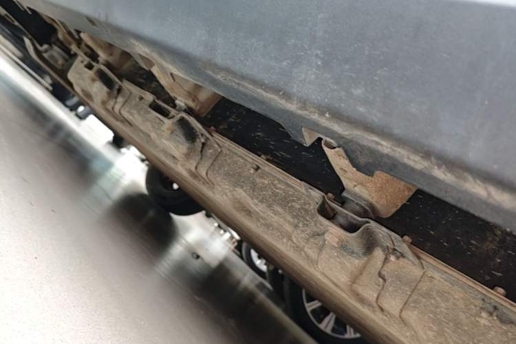 Used Leapmotor T03 2023 310 Lite Edition Left Side Sill