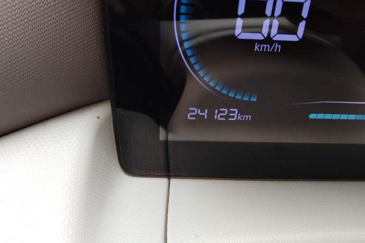 Used Leapmotor T03 2023 310 Lite Edition Odometer Close Up