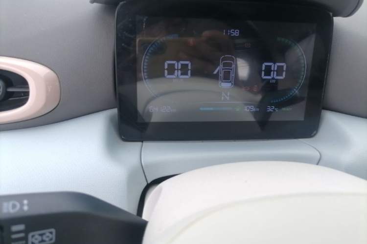 Used Leapmotor T03 2023 310 Lite Edition Odometer Close Up