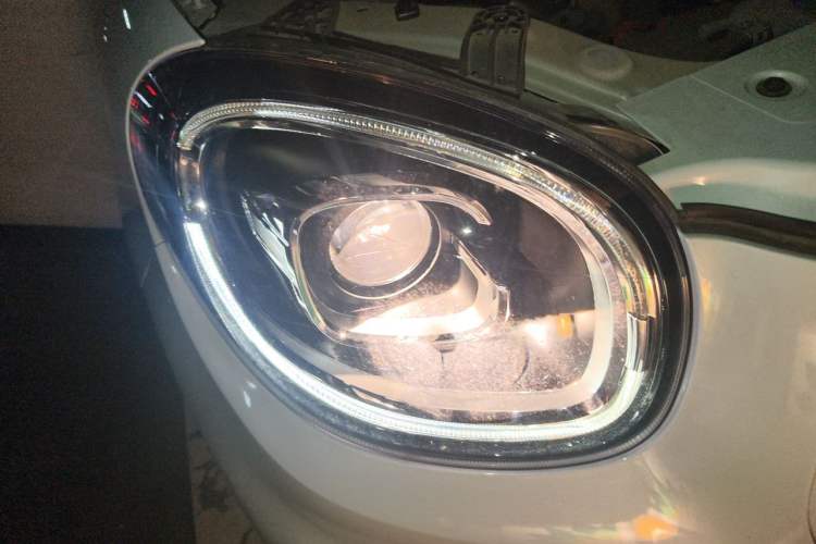 Used Leapmotor T03 2023 310 Lite Edition Right Front Headlight