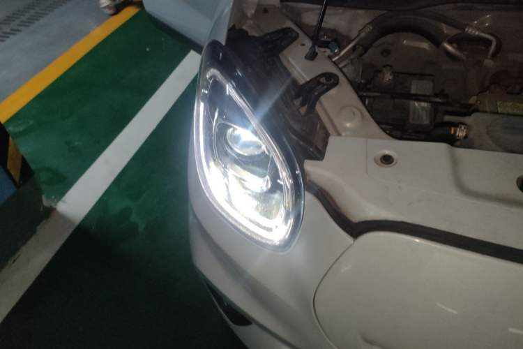 Used Leapmotor T03 2023 310 Lite Edition Right Front Headlight