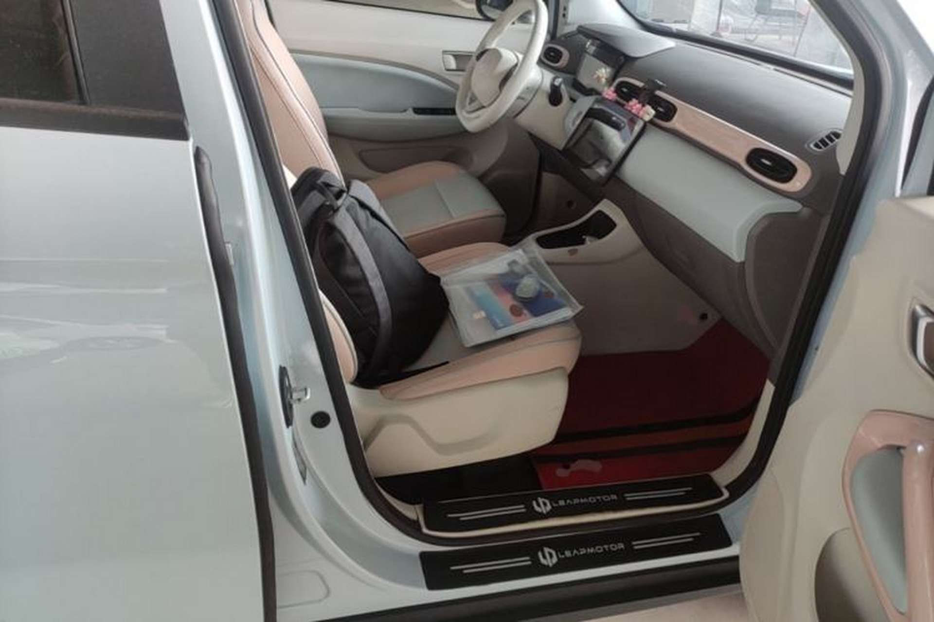Used Leapmotor T03 2023 403 Smart Edition Right Front Seat