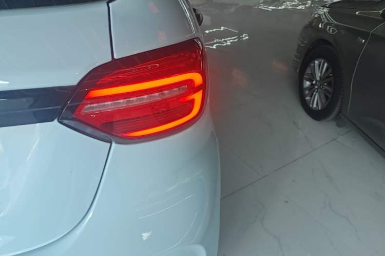 Used Leapmotor T03 2023 310 Lite Edition Right Rear Taillight