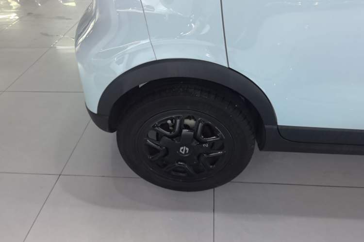 Used Leapmotor T03 2023 310 Lite Edition Right Rear Wheel Hub