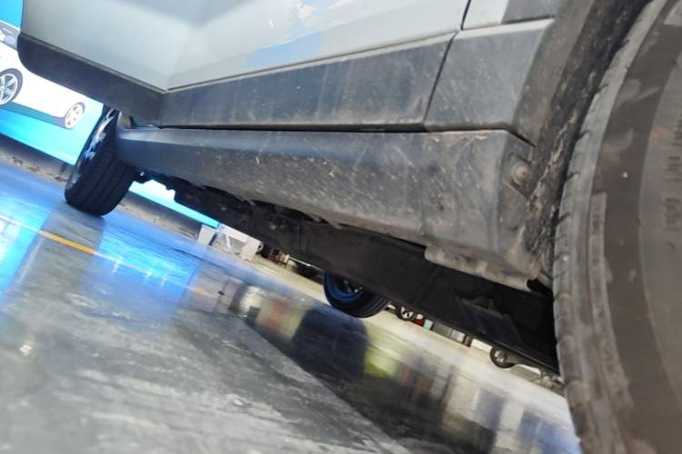 Used Leapmotor T03 2023 403 Smart Edition Right Side Sill