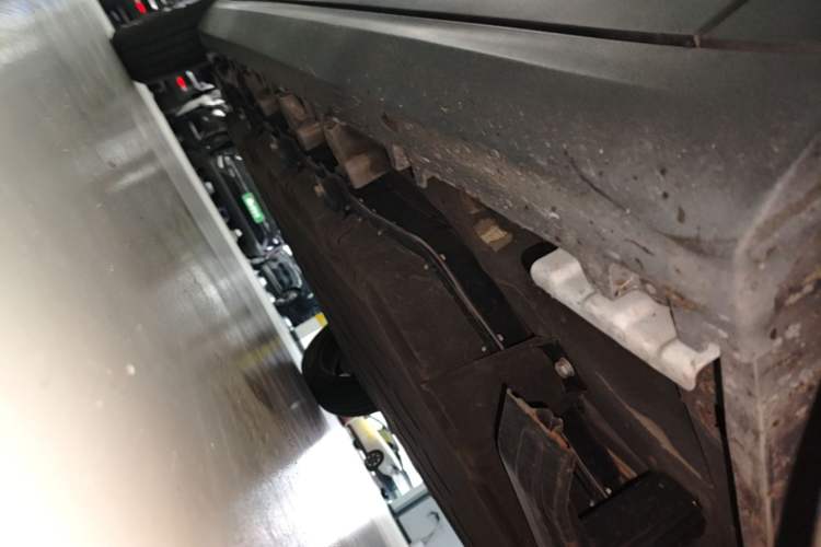 Used Leapmotor T03 2023 403 Smart Edition Right Side Sill