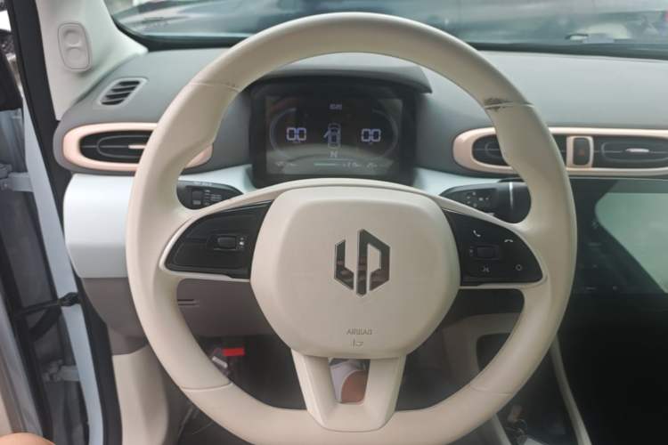 Used Leapmotor T03 2023 310 Lite Edition Steering Wheel