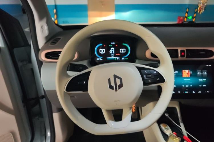 Used Leapmotor T03 2023 310 Lite Edition Steering Wheel